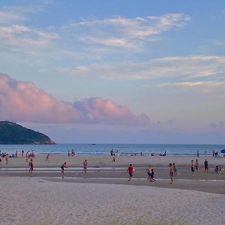 Apartamento Sunset, A 80 Metros Da Praia Palhoca Bagian luar foto