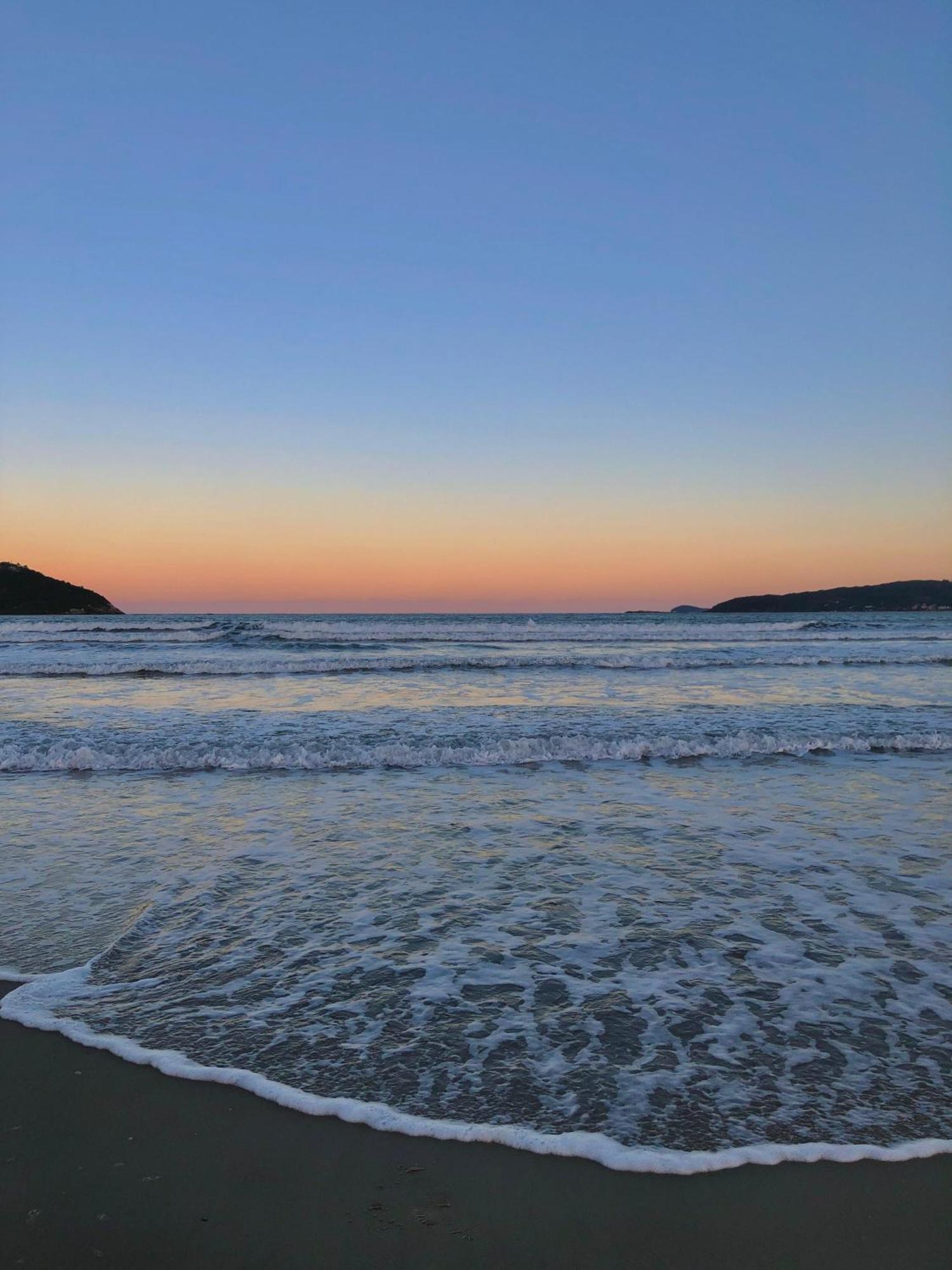 Apartamento Sunset, A 80 Metros Da Praia Palhoca Bagian luar foto